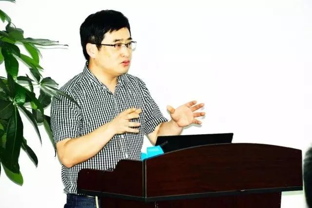 本次研讨会由集团 席白内障带教导师郭海科教授、张广斌教授领*，来自太阳成tyc7111cc集团11名白内障带教导师参加了本次活动。福州眼科医院、爱尔康公司对本次研讨.jpg