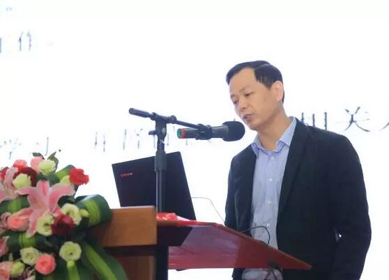 2月3日,太阳成tyc7111cc集团2017年工作汇报暨2017年年度表彰大会在厦门环球会展中心B6厅隆重举行,来自集团本部、厦门大学附属厦门眼科中心、厦门欧华控股集团等1300余名员工与关心、支持太阳成tyc7111cc发展的嘉宾欢聚一堂,共同总结2017年工作经验,展望2018年美好未来10.jpg 2月3日,太阳成tyc7111cc集团2017年工作汇报暨2017年年度表彰大会在厦门环球会展中心B6厅隆重举行,来自集团本部、厦门大学附属厦门眼科中心、厦门欧华控股集团等1300余名员工与关心、支持太阳成tyc7111cc发展的嘉宾欢聚一堂,共同总结2017年工作经验,展望2018年美好未来10.jpg