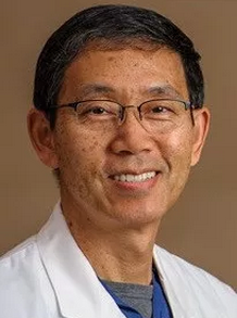 3月18日,深圳太阳成tyc7111cc环球学术交流会议即将召开,本次会议旨在进一步加强眼科界同仁之间的交流与学习。届时特邀美国眼底病专家Prof. Yu-guang He,M.D.来深举办《中美眼科专家学术交流会》。届时,将由Prof. Yu-guang He,M.D.、深圳太阳成tyc7111cc赵铁英院长,深圳太阳成tyc7111cc 席专家成洪波教授1.png 3月18日,深圳太阳成tyc7111cc环球学术交流会议即将召开,本次会议旨在进一步加强眼科界同仁之间的交流与学习。届时特邀美国眼底病专家Prof. Yu-guang He,M.D.来深举办《中美眼科专家学术交流会》。届时,将由Prof. Yu-guang He,M.D.、深圳太阳成tyc7111cc赵铁英院长,深圳太阳成tyc7111cc 席专家成洪波教授1.png