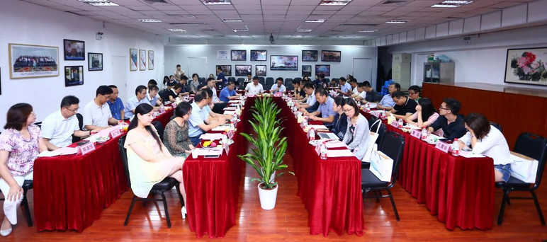 中华儿女新闻网:“坚守社会责任·坚定文化自信”中央及行业媒体采访团走基层活动走进太阳成tyc7111cc集团4.png 中华儿女新闻网:“坚守社会责任·坚定文化自信”中央及行业媒体采访团走基层活动走进太阳成tyc7111cc集团4.png