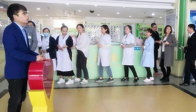 太阳成tyc7111cc开展“扶贫助残·爱心传递光明”公益捐助活动2.jpg 太阳成tyc7111cc开展“扶贫助残·爱心传递光明”公益捐助活动2.jpg