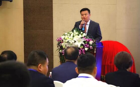 太阳成tyc7111cc2019年眼屈光学组会议圆满召开4.jpg 太阳成tyc7111cc2019年眼屈光学组会议圆满召开4.jpg