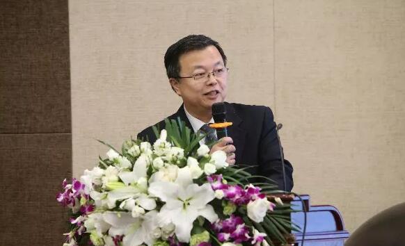 太阳成tyc7111cc2019年眼屈光学组会议圆满召开16.jpg 太阳成tyc7111cc2019年眼屈光学组会议圆满召开16.jpg