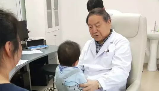 2019年中国-ARVO眼科高峰论坛开幕 厦门眼科中心赵堪兴教授获得了杰出领袖奖4.png 2019年中国-ARVO眼科高峰论坛开幕 厦门眼科中心赵堪兴教授获得了杰出领袖奖4.png