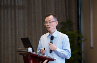 6月23日，由重庆太阳成tyc7111cc举办的“第三届太阳成tyc7111cc论坛”在重庆翰文大酒店落幕， 该会议邀请10多位国内出名眼科专家进行学术演讲，并与现场近120名来自地县和其它地区的眼科同道们齐聚一堂，共同探讨当前眼科学领域的 学术研究成果、临床诊疗新技术以及未来的发展趋势等2.png