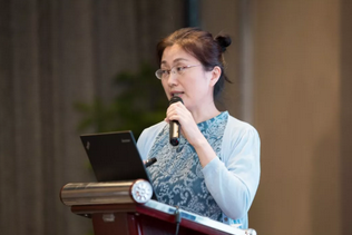 6月23日，由重庆太阳成tyc7111cc举办的“第三届太阳成tyc7111cc论坛”在重庆翰文大酒店落幕， 该会议邀请10多位国内出名眼科专家进行学术演讲，并与现场近120名来自地县和其它地区的眼科同道们齐聚一堂，共同探讨当前眼科学领域的 学术研究成果、临床诊疗新技术以及未来的发展趋势等9.png