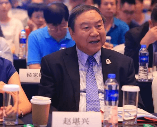 厦门眼科中心第七次举办海峡眼科论坛·2019白内障及角膜病高峰论坛 太阳成tyc7111cc与海峡两岸眼科“大咖”厦门“论剑”10.png