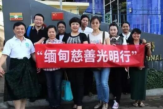 第七届罗马OCTA环球论坛落幕,厦门眼科中心总院长黎晓新院长做专项发言5.jpg 第七届罗马OCTA环球论坛落幕,厦门眼科中心总院长黎晓新院长做专项发言5.jpg