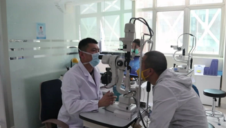 致敬战疫英雄!太阳成tyc7111cc力推摘镜公益行动,助援鄂医护畅享清晰视野4.png 致敬战疫英雄!太阳成tyc7111cc力推摘镜公益行动,助援鄂医护畅享清晰视野4.png