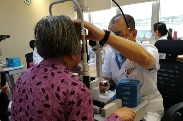 三焦点无极变焦人工晶体,白内障人群该怎么选2.png 三焦点无极变焦人工晶体,白内障人群该怎么选2.png