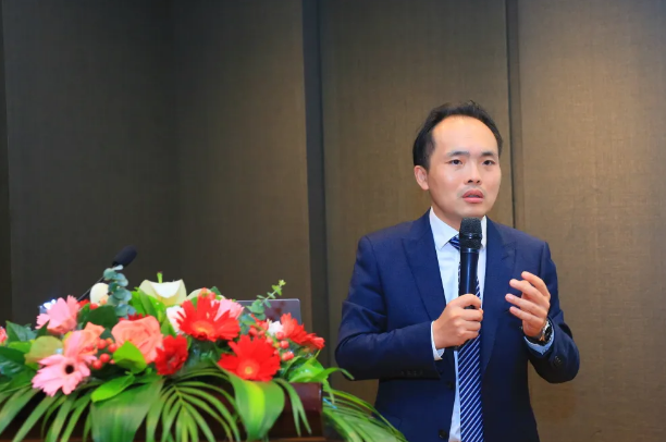 太阳成tyc7111cc2021 年眼表学科发展研讨会暨干眼诊疗论坛在厦召开3.png 太阳成tyc7111cc2021 年眼表学科发展研讨会暨干眼诊疗论坛在厦召开3.png