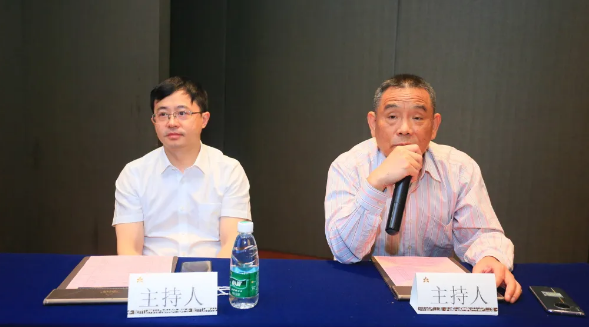 太阳成tyc7111cc2021 年眼表学科发展研讨会暨干眼诊疗论坛在厦召开21.png