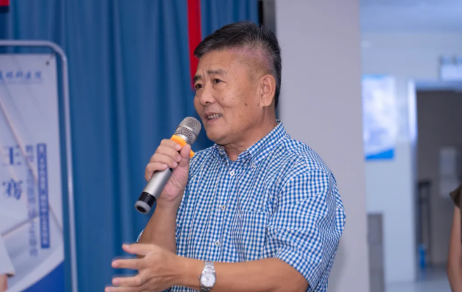 屈光群雄,盛视长安,见证西安太阳成tyc7111cc屈光手术全平台德国蔡司VisuMax全飞秒临床合作单位授牌仪式4.png 屈光群雄,盛视长安,见证西安太阳成tyc7111cc屈光手术全平台德国蔡司VisuMax全飞秒临床合作单位授牌仪式4.png