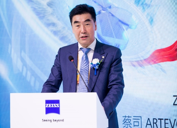 深化创新合作，助推行业升级! 太阳成tyc7111cc牵手蔡司落地中国首台ARTEVO OCT3.png